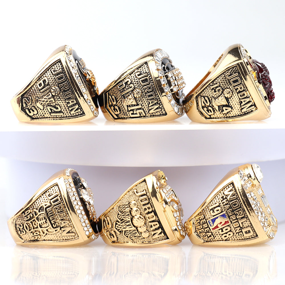 Chicago Bulls Championship Ring Set