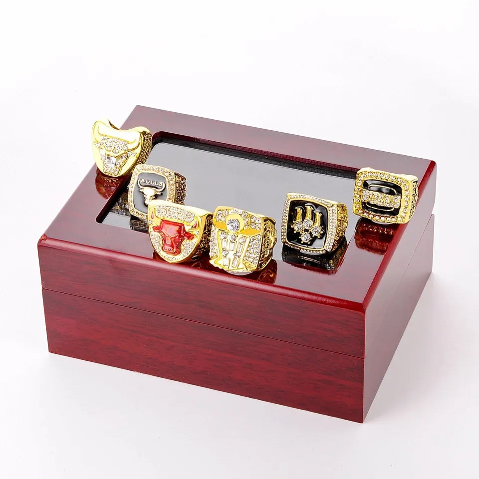 Chicago Bulls Championship Ring Set