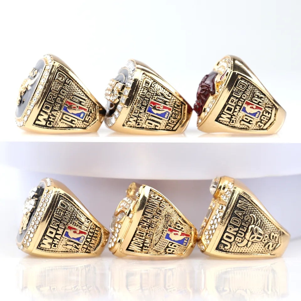 Chicago Bulls Championship Ring Set