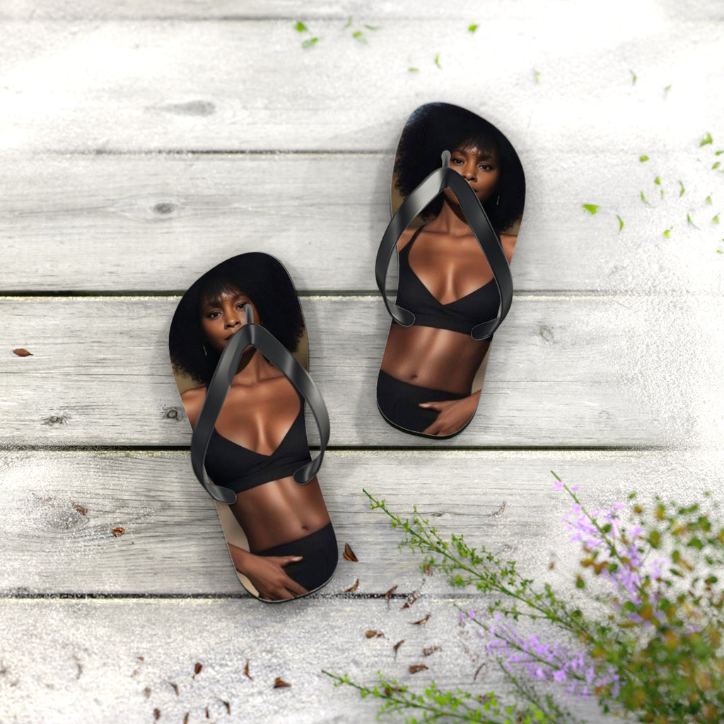 Stylish Flip Flops with Bold Fashion Design - Perfect for Summer Vibes