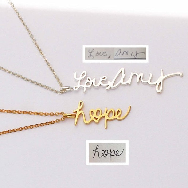 Customize This Vertical Cursive Nameplate Pendant Choker  Necklace