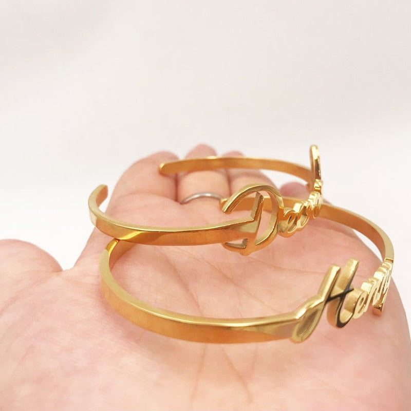 Customize This Gold Bangle Bracelets